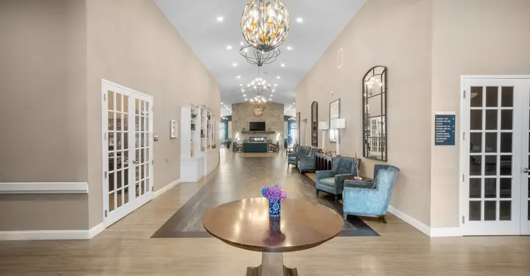 Lobby of Manor Lake Cartersville